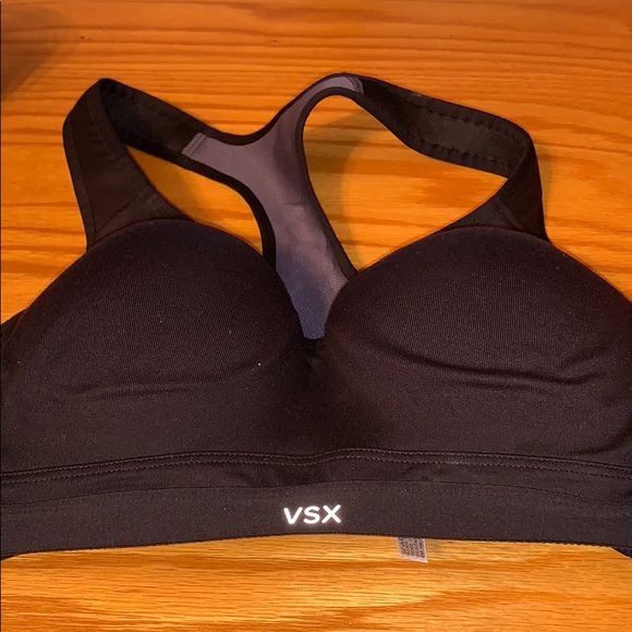 Victoria's Secret Other - Victoria secret sport bra size 34c